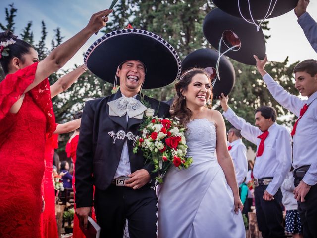 La boda de Efrain y Yahaira en Arteaga, Coahuila 64