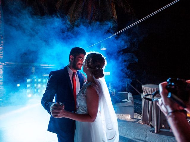 La boda de Ernesto y Alisa en Huatulco, Oaxaca 25