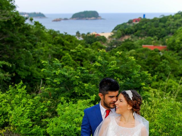 La boda de Ernesto y Alisa en Huatulco, Oaxaca 18