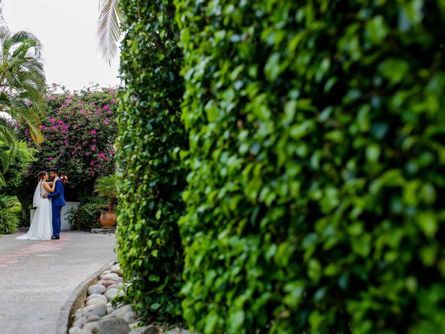 La boda de Ernesto y Alisa en Huatulco, Oaxaca 1