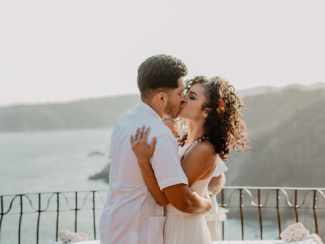 La boda de Christopher y Vanessa en Huatulco, Oaxaca 32