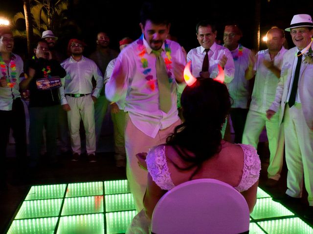 La boda de Armando y Monse en Puerto Vallarta, Jalisco 103