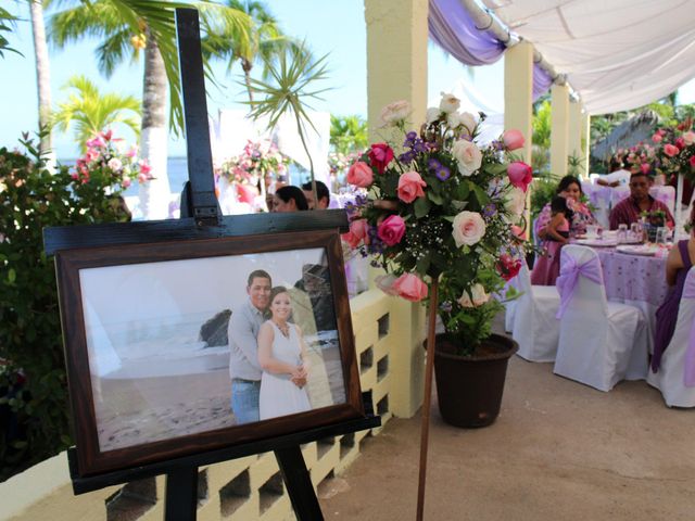 La boda de Rafael y María en Manzanillo, Colima 11