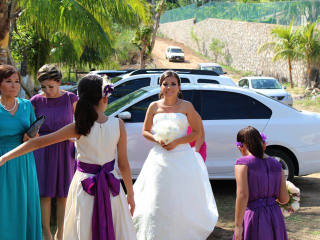 La boda de Rafael y María en Manzanillo, Colima 13