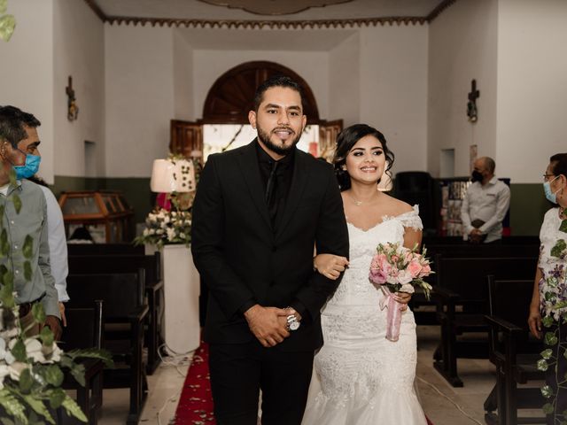 La boda de Guillermo y Yeresty en El Ocotito, Guerrero 4