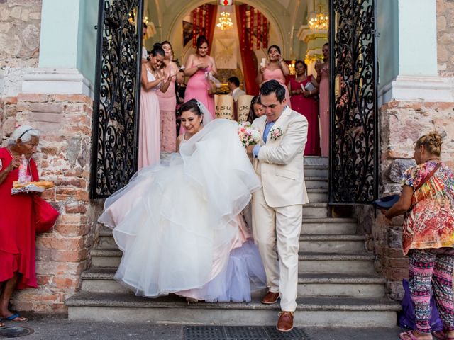 La boda de Tania  y Efren   en Puerto Vallarta, Jalisco 14