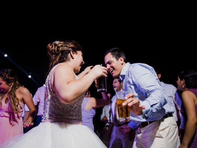 La boda de Tania  y Efren   en Puerto Vallarta, Jalisco 17