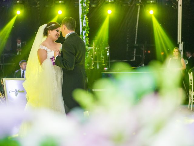 La boda de Jesús y Marisol en Salamanca, Guanajuato 67