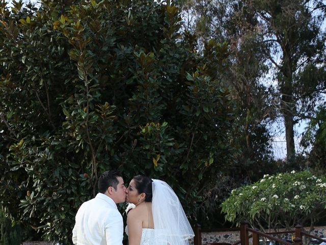 La boda de Roberto y Herandy en Tlayacapan, Morelos 41