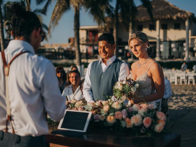 La boda de Khrista y César en Acapulco, Guerrero 36