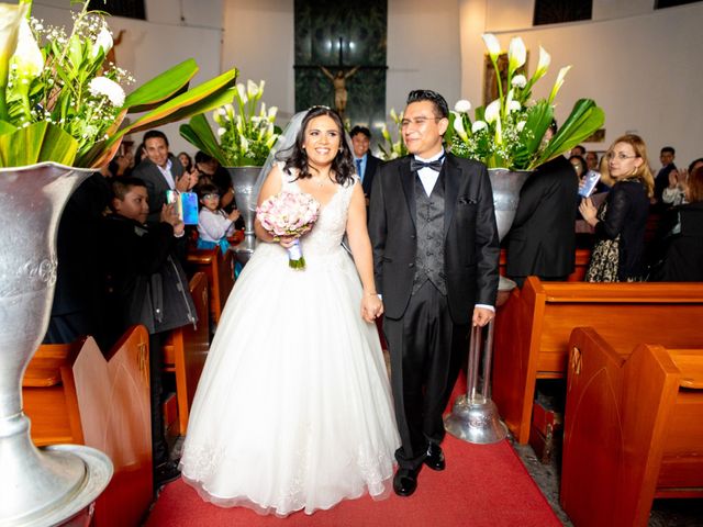 La boda de Víctor y Ilse en Álvaro Obregón, Ciudad de México 15