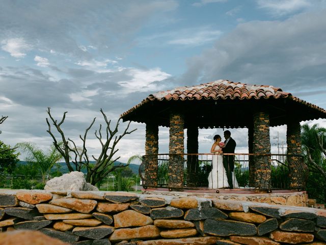 La boda de Miguel y Karla en Ajijic, Jalisco 37