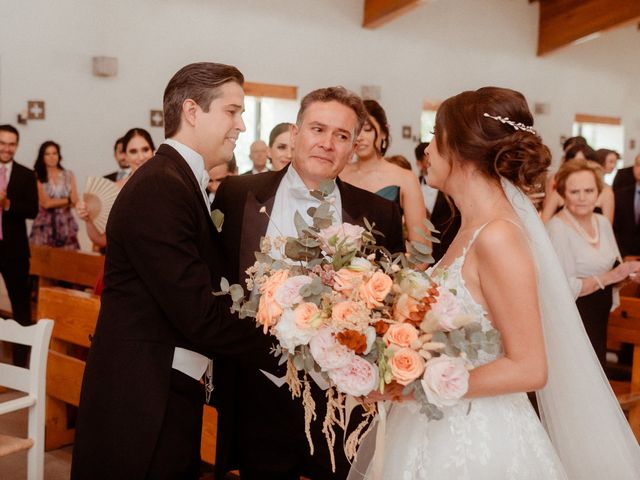La boda de Andrés y Fiorga en Arroyo Seco, Querétaro 21
