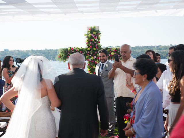 La boda de Fernando y Hilda en Tequesquitengo, Morelos 12