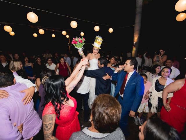 La boda de Fernando y Hilda en Tequesquitengo, Morelos 45