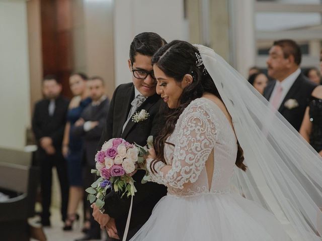 La boda de Adolfo y Leslie en Coatzacoalcos, Veracruz 26