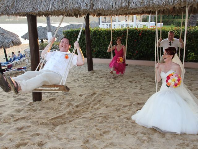 La boda de Donald y Michelle en Huatulco, Oaxaca 42