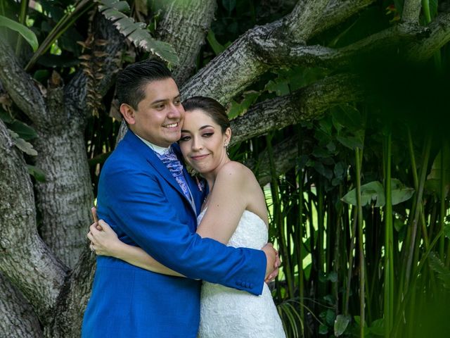 La boda de Omar  y Geraldine  en Xochitepec, Morelos 12