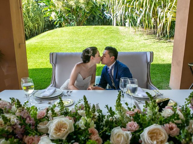 La boda de Omar  y Geraldine  en Xochitepec, Morelos 30