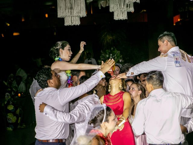 La boda de Omar  y Geraldine  en Xochitepec, Morelos 43