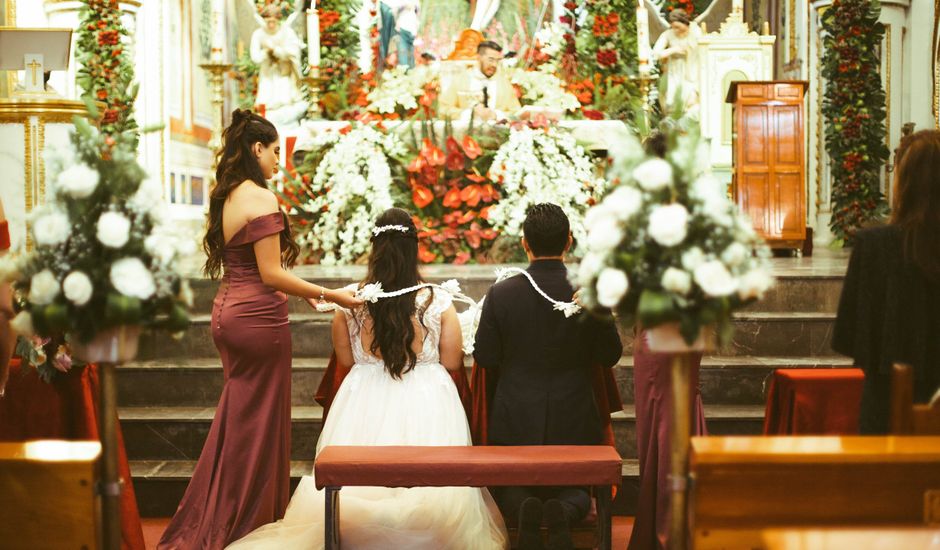 La boda de Ricardo y Elizabeth en Tepotzotlán, Estado México