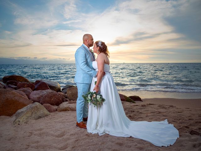 La boda de Karina y Iván en Puerto Vallarta, Jalisco 19