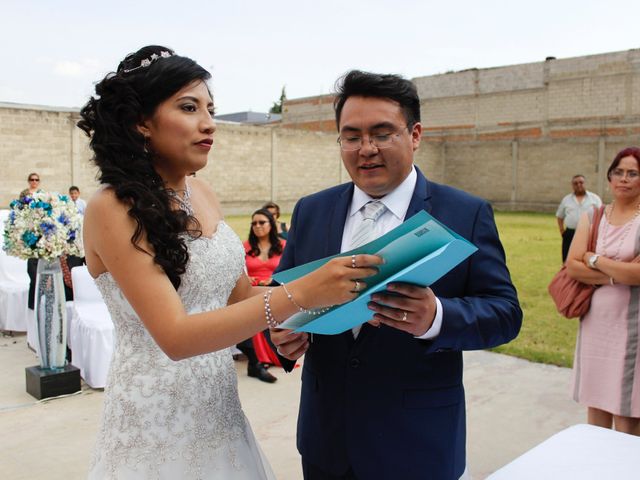 La boda de Juan Carlos y Esmeralda en Tlaxcala, Tlaxcala 17