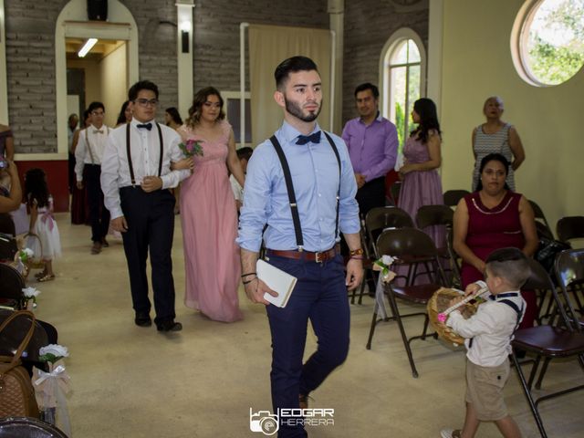 La boda de Juan Carlos y Daniela en Hualahuises, Nuevo León 14