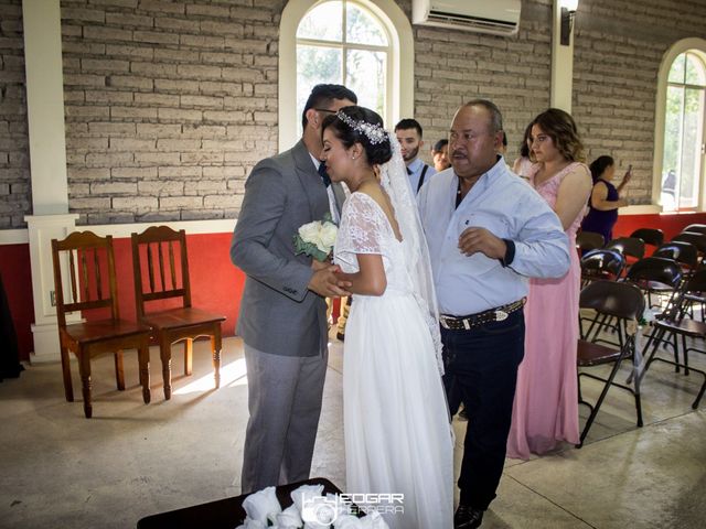 La boda de Juan Carlos y Daniela en Hualahuises, Nuevo León 22