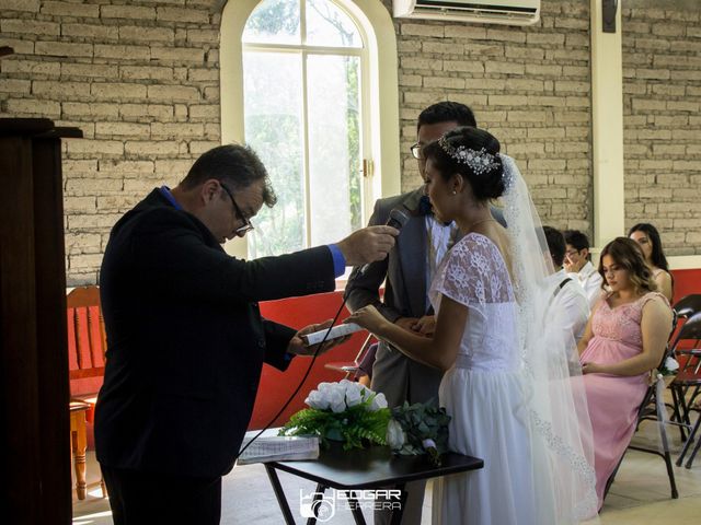 La boda de Juan Carlos y Daniela en Hualahuises, Nuevo León 34
