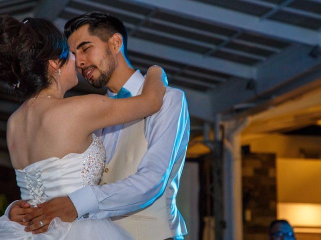 La boda de Carlos y Ahtziri en Bahía de Banderas, Nayarit 55