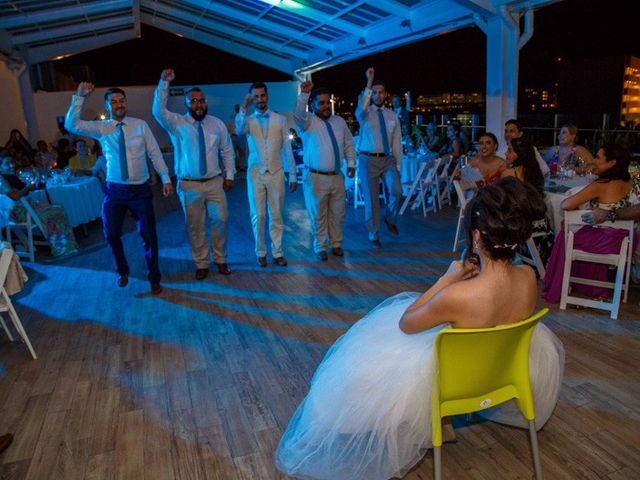 La boda de Carlos y Ahtziri en Bahía de Banderas, Nayarit 57