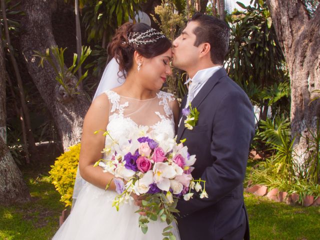 La boda de Javier y Claudia en Temixco, Morelos 41