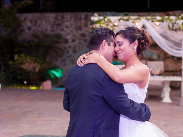 La boda de Javier y Claudia en Temixco, Morelos 125