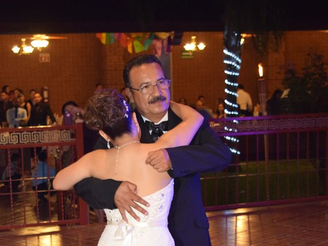 La boda de Victor y Claudia en Chihuahua, Chihuahua 27