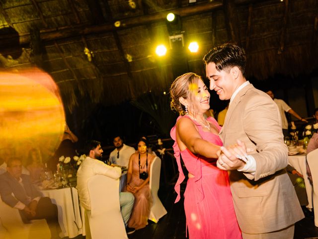 La boda de Roberto y Valeria en Playa del Carmen, Quintana Roo 56