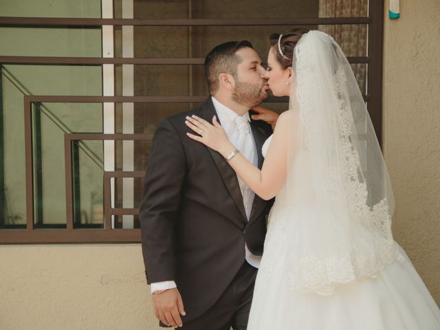 La boda de Israel y Lizeth  en Monterrey, Nuevo León 32