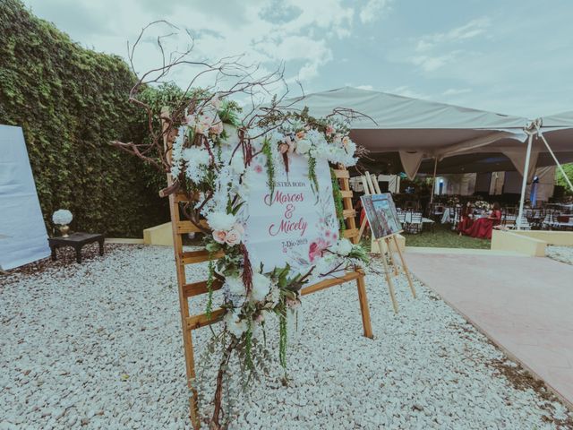 La boda de Marcos y Miscely en Oaxaca, Oaxaca 20