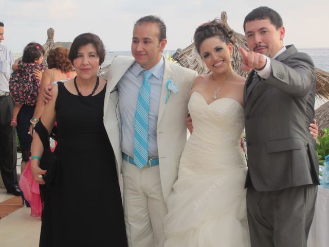 La boda de Jorge y Nayivi en Ixtapa Zihuatanejo, Guerrero 17