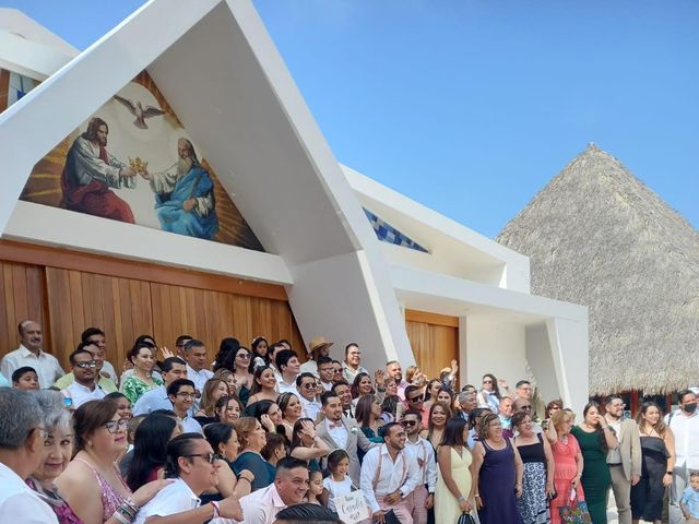 La boda de Evelin  y Antonio  en Puerto Vallarta, Jalisco 8