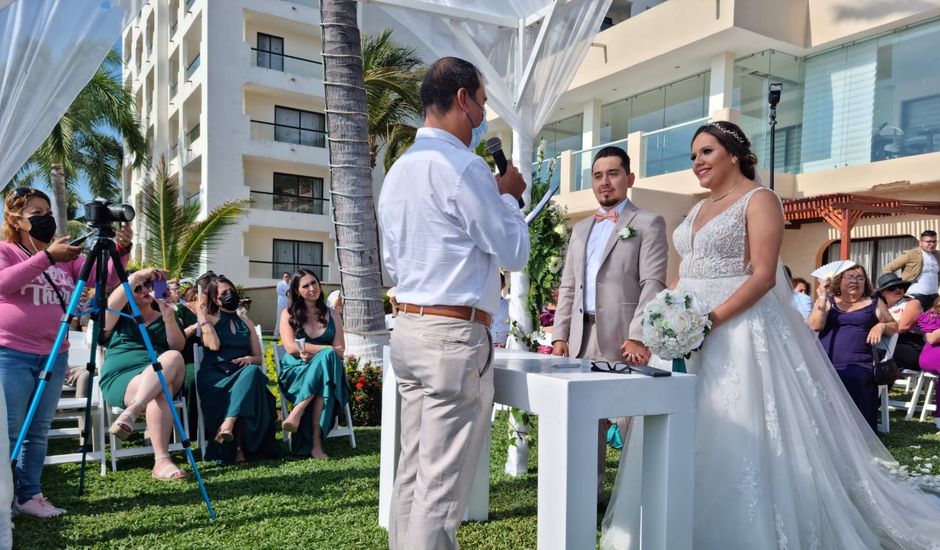 La boda de Evelin  y Antonio  en Puerto Vallarta, Jalisco