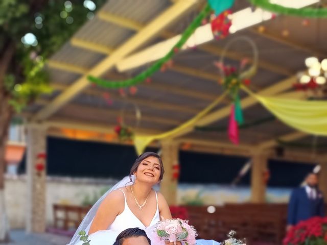 La boda de Tonatiuh y Lesly en Xochitepec, Morelos 4