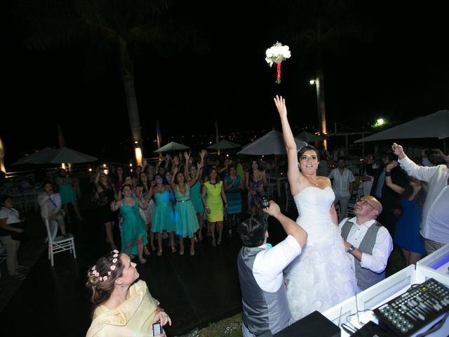La boda de David y Sandra en Tequesquitengo, Morelos 74