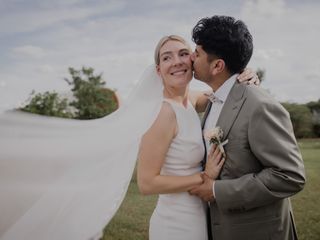 La boda de Caroline y Osvaldo