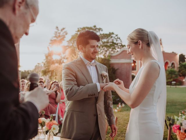 La boda de Osvaldo y Caroline en Kinchil, Yucatán 52