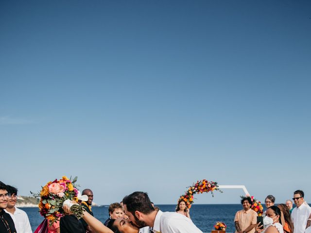 La boda de Tyler y Julia en Huatulco, Oaxaca 29