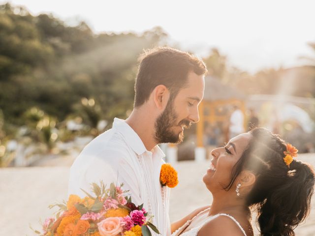 La boda de Tyler y Julia en Huatulco, Oaxaca 48