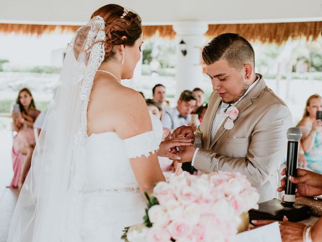 La boda de Hugo y Esmerarlda en Cancún, Quintana Roo 45