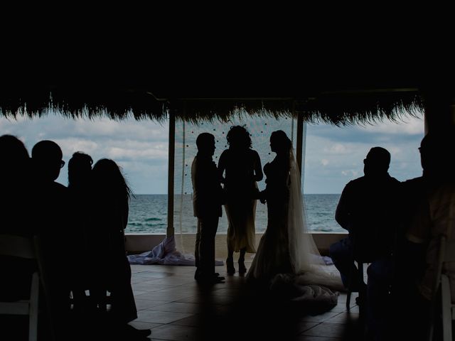 La boda de Hugo y Esmerarlda en Cancún, Quintana Roo 47