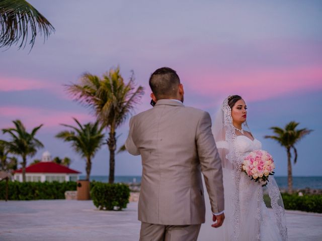 La boda de Hugo y Esmerarlda en Cancún, Quintana Roo 68